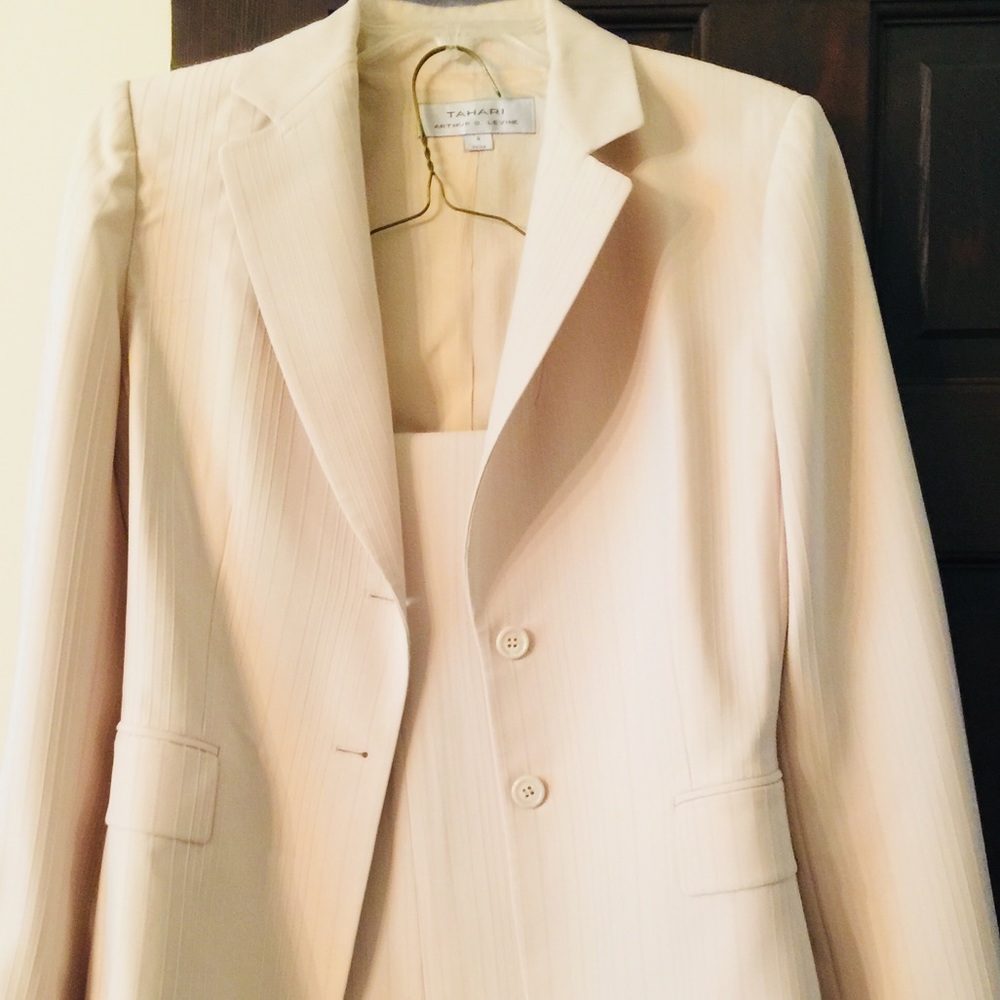 Tahari Cream Pantsuit
